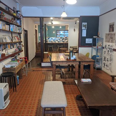 Guesthouse Tomaru Такаяма Екстериор снимка
