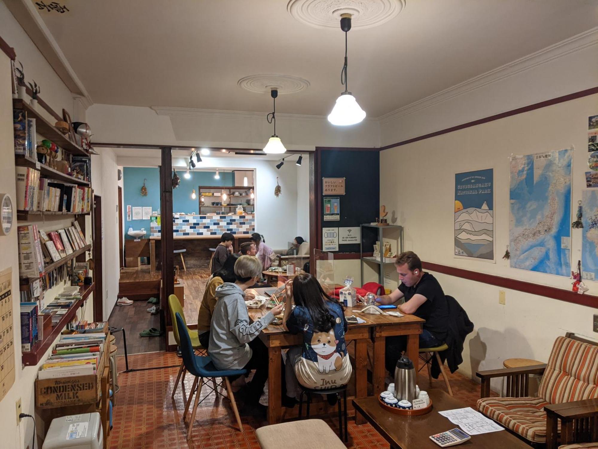 Guesthouse Tomaru Такаяма Екстериор снимка